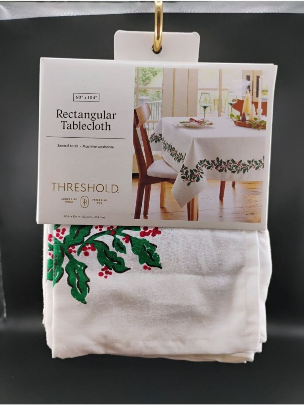 Threshold Rectangular Tablecloth 60x104 White & Holly Pattern